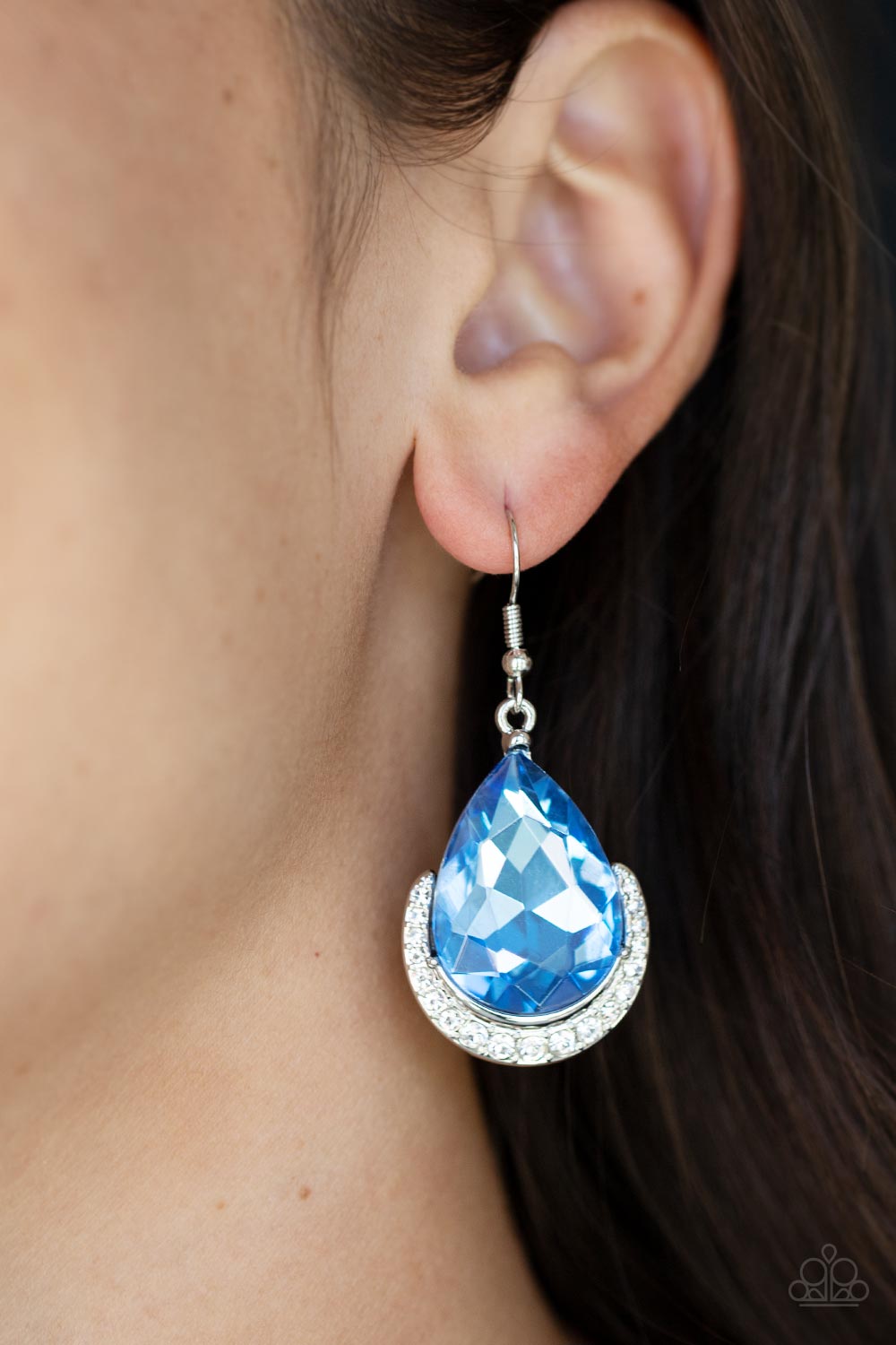 Mega Marvelous - Blue Earring